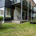 Padriku With A Balcony,near To Central,self Check In 24 7,free Parking アパート タリン