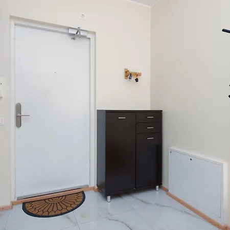 Апартаменты Padriku With A Balcony,near To Central,self Check In 24 7,free Parking