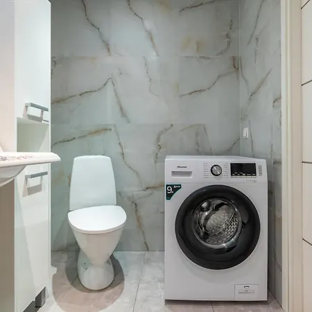 Padriku With A Balcony,near To Central,self Check In 24 7,free Parking Апартаменты *