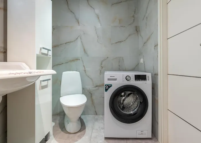 Padriku With A Balcony,near To Central,self Check In 24 7,free Parking Апартаменты *