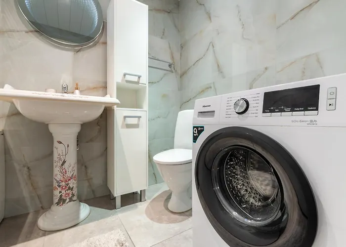 Apartment Padriku With A Balcony,near To Central,self Check In 24 7,free Parking *