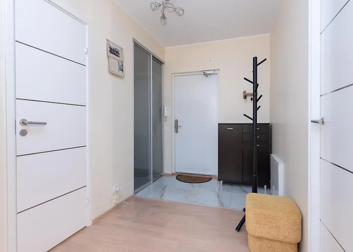 Padriku With A Balcony,near To Central,self Check In 24 7,free Parking Апартаменты Таллин