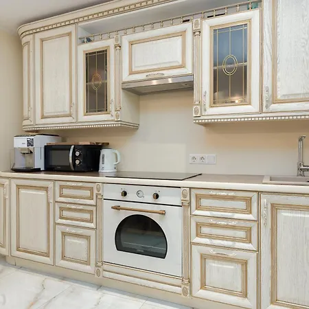 Apartment Padriku With A Balcony,near To Central,self Check In 24 7,free Parking Tallinn